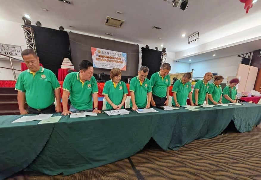 东：（已签发）夏福利：彭亨福州十邑会馆新会所全面竣工 待批入伙纸