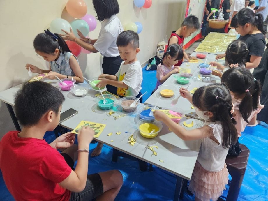 卫塞节庆典圆满举行 民众热烈参与共襄盛举