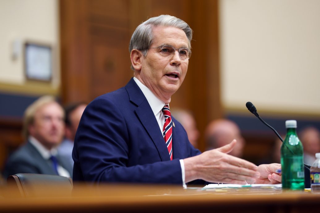 中国制婴儿车汽车安全座椅 美拟免145%关税