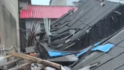 中国南方晋降雨最强时段 湖南岳阳6房倒塌