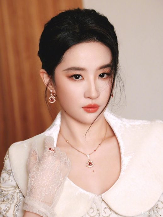 中国改编《流俗地》7月大马取景 网传刘亦菲演盲女“银霞”