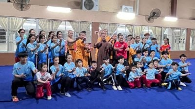 泉州南少林寺武僧团  访晋小以武交流