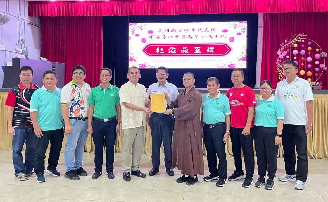 中国泉州南少林寺代表团莅临晋巷华小进行武术交流