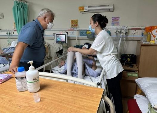 中学生攀墙捡物酿意外 家人求助市议员筹药费