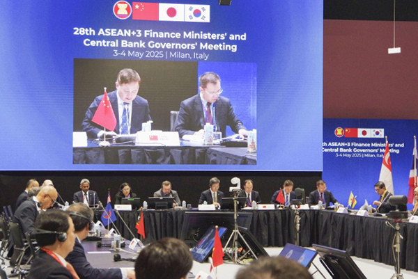 中日韩东盟一致发声：贸易保护主义加剧导致全球经济分裂