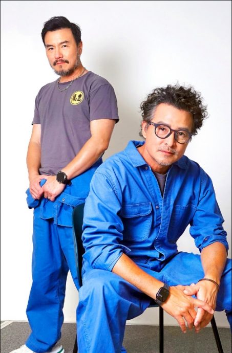 为入圈演戏曾哭求李铭顺 李铭忠曝被哥哥派“线人”监视