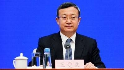 为关税战背锅？原中国谈判代表王受文被贬任闲职