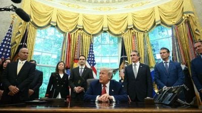 为禁哈佛招收国际学生辩护 特朗普“一些国家对美国并不友好”