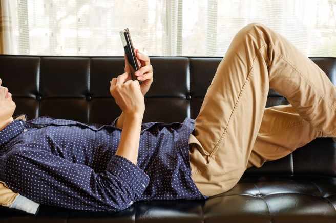 从不工作啃老20年 35岁夫妻靠援助维生引热议