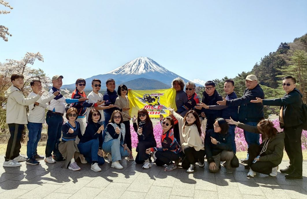 传奇超级摩托俱乐部20人 赴日展樱花摩托之旅