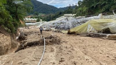 何子扬：上游数小时豪雨  直冷甲水灾疑山洪所致