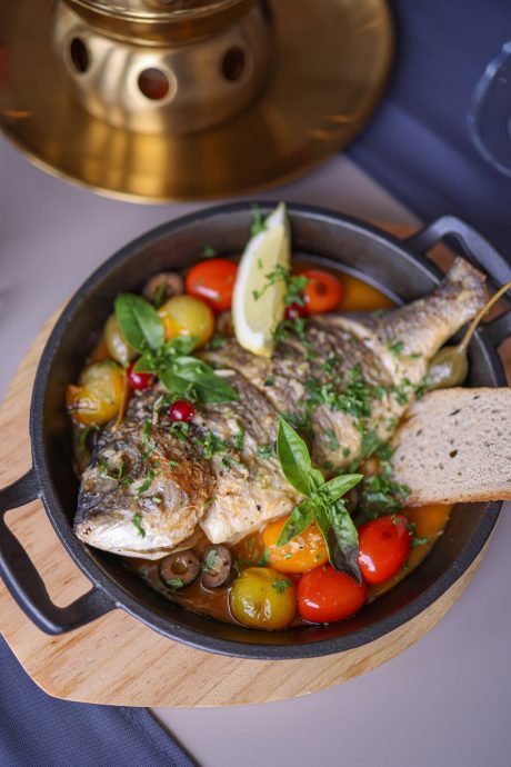 供星洲网:29岁男子误吞鱼刺未取出 用“土方法”呕血亡