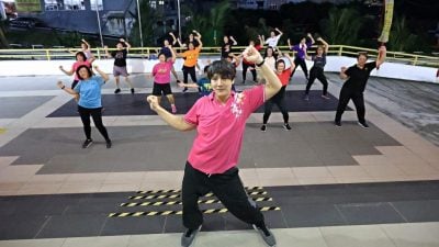 乐活频道 | 广场舞标准和条件约束不高 舞动身体释放多巴胺与胺多酚