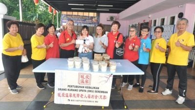 森太极气功十八式  义卖爱心粽筹5200令吉