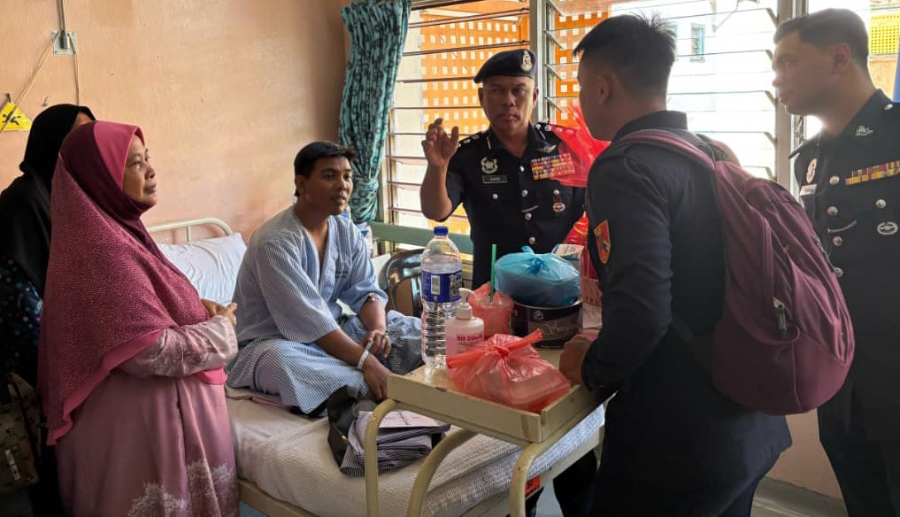 全国版／FRU罗里车祸 / 7伤者安顺留医 3仍昏迷伤重