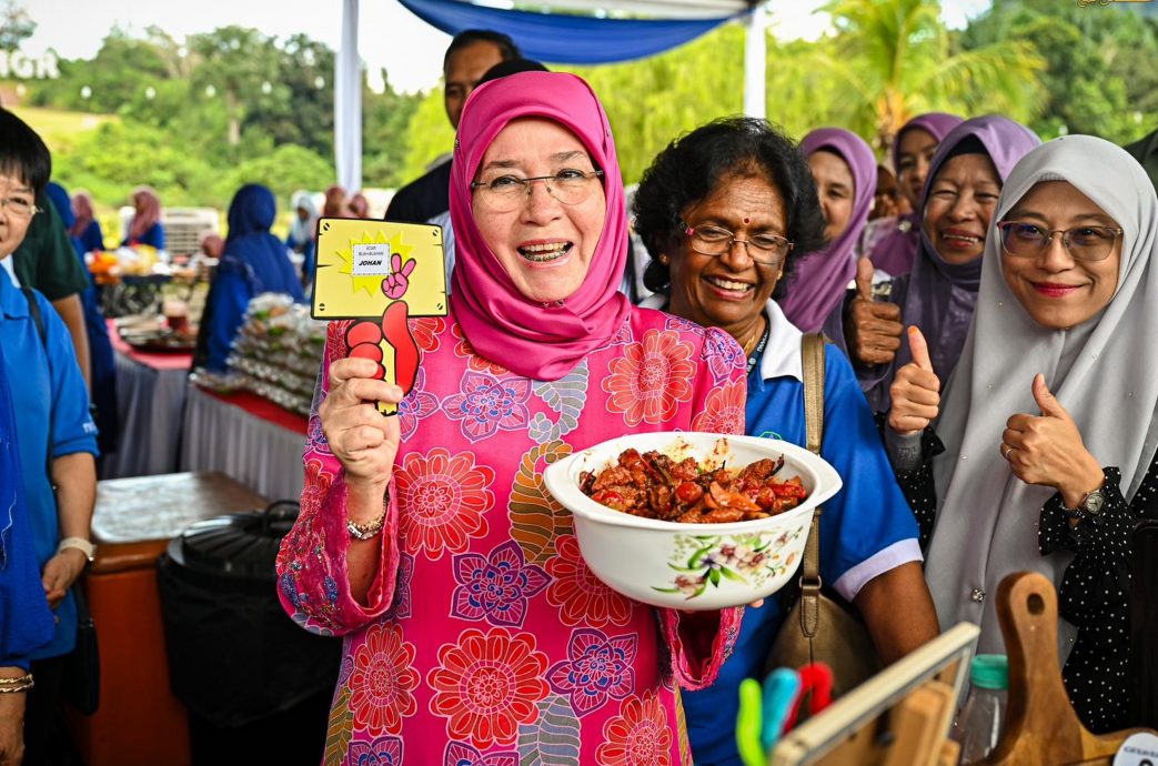 全国／（已签发)参加烹饪赛还得奖！评审宣布冠军名字“阿米娜马慕”惊讶竟是彭苏丹后。