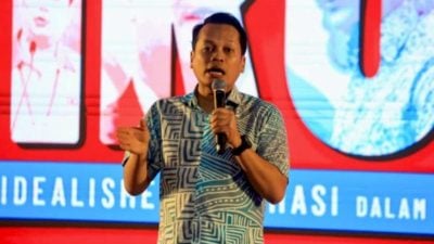 聂纳兹米吁加强选举机制 公正党力争提升国会席位