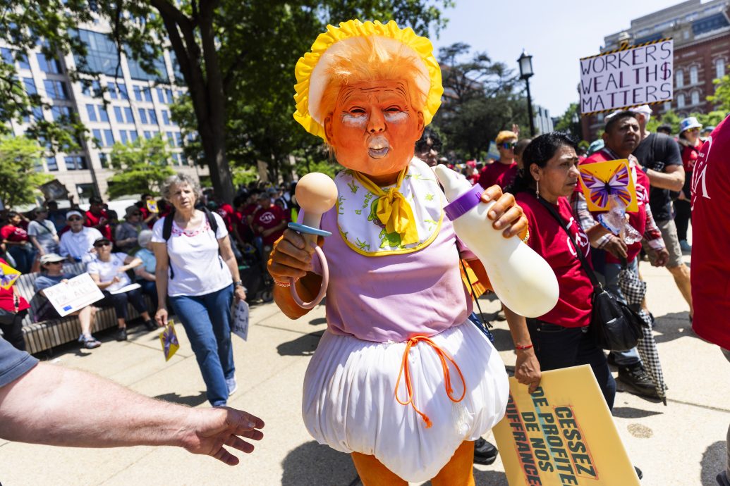 全美逾千城市反特朗普集会 抗议激进政策打击移民