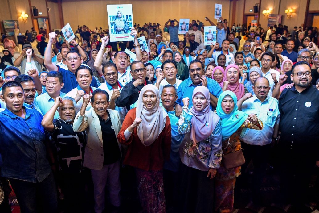 公正党妇女组之战 | 罗诗雅挑战辩论 法丽娜拒绝