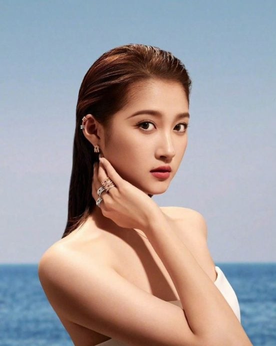 关晓彤鹿晗悄悄结婚？ 她无名指戴戒指惹揣测