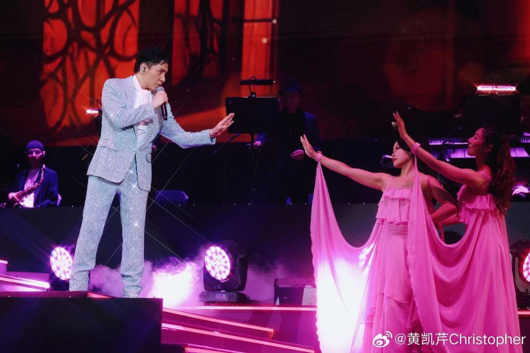 刘小慧久违复出献唱 黄凯芹被指撞脸乔宝宝