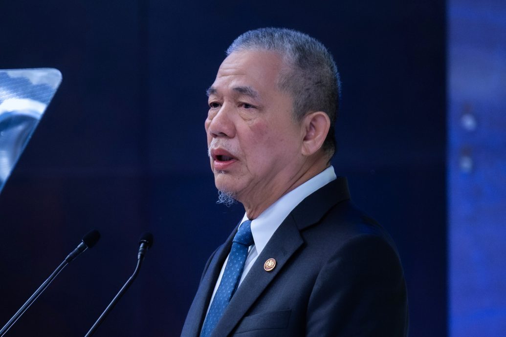 副首相拿督斯里法迪拉表示，东盟的能源未来必须建立在团结、实用的框架／艾瑾处理