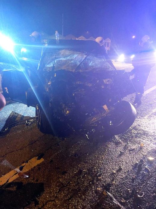 务边路车祸 2车1罗里碰撞3伤