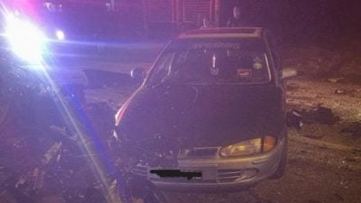 霹靂务边路车祸 2车1罗里碰撞3伤