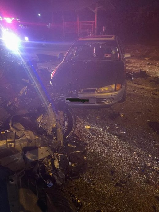 务边路车祸 2车1罗里碰撞3伤