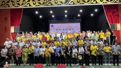外劳从商政策过于开放   郑明发：本地中小企生意被抢走