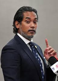 即时国内∕凯里证实今年内不重返政坛 促政府审慎面对电子烟发展