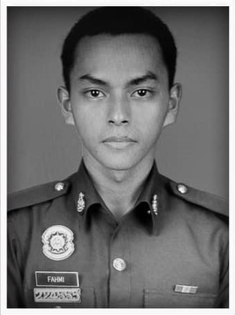 **即时国内**全国:乌鲁地南警局袭击1周年〡:纪念殉职警察 霹美罗祈祷室命名“Al-Fahmi”