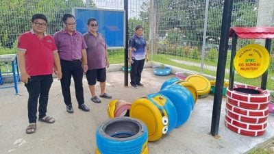 双溪文都新村资源回收站 小黄人桌椅遭破坏