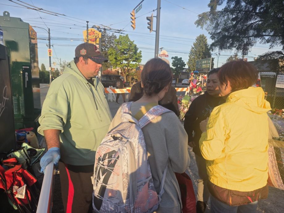 同学接力唤奇迹 温哥华汽车冲撞台女昏迷一个月苏醒