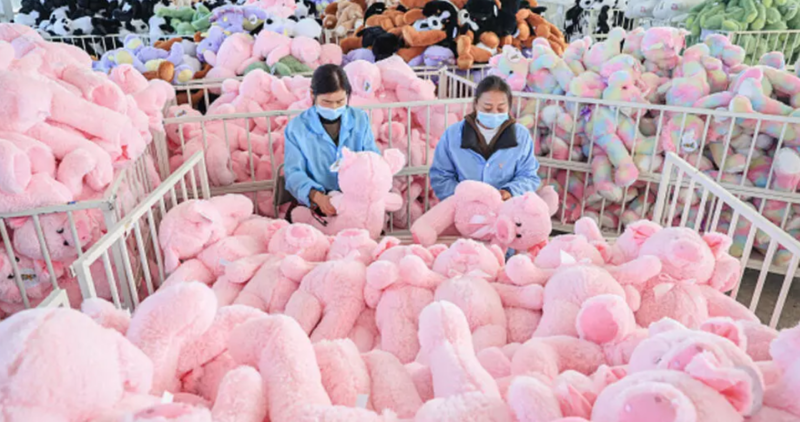 含致癌物!法国查获数千中国“毒毛绒玩具”