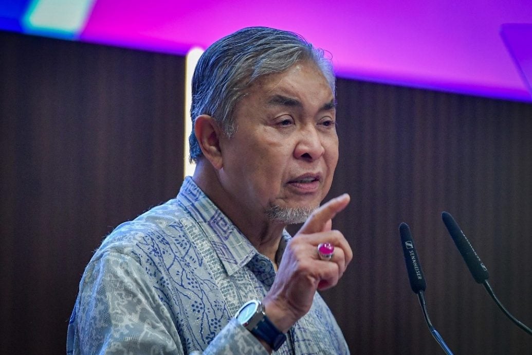 吸取败选教训 扎希促国阵3小时内回应社媒负评