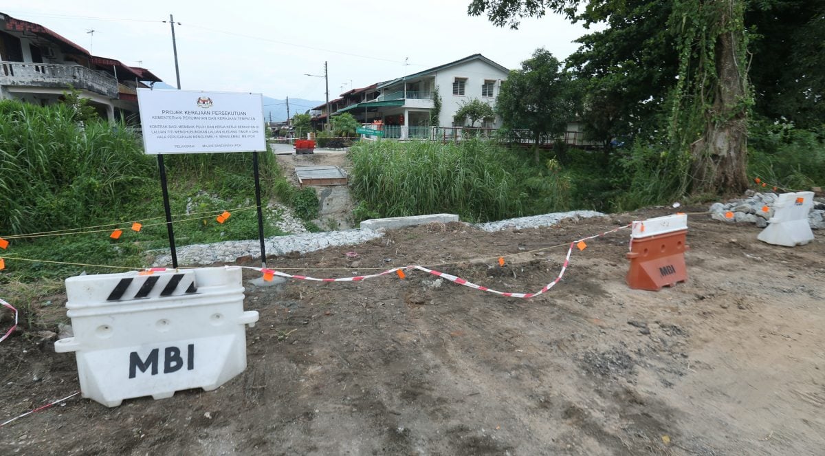周锦欢：获房地部拨款 万里望23道路将重铺