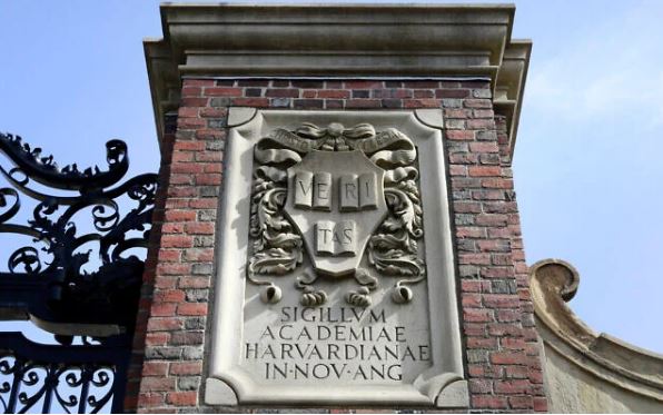 哈佛国际生被取消身份“不会那幺快!”——法官裁定禁撤销全美国际学生合法身分