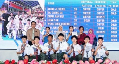 培南华中课外活动颁奖礼 学生屡获佳绩为校争光