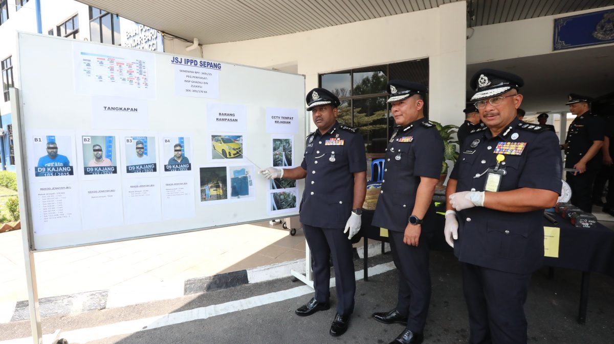 士毛月冒警入屋抢劫案告破 雪州警方逮捕4名嫌犯！