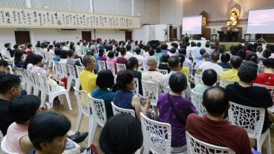 吴若权分享“四道人生”   3讲座逾千人热情参与 