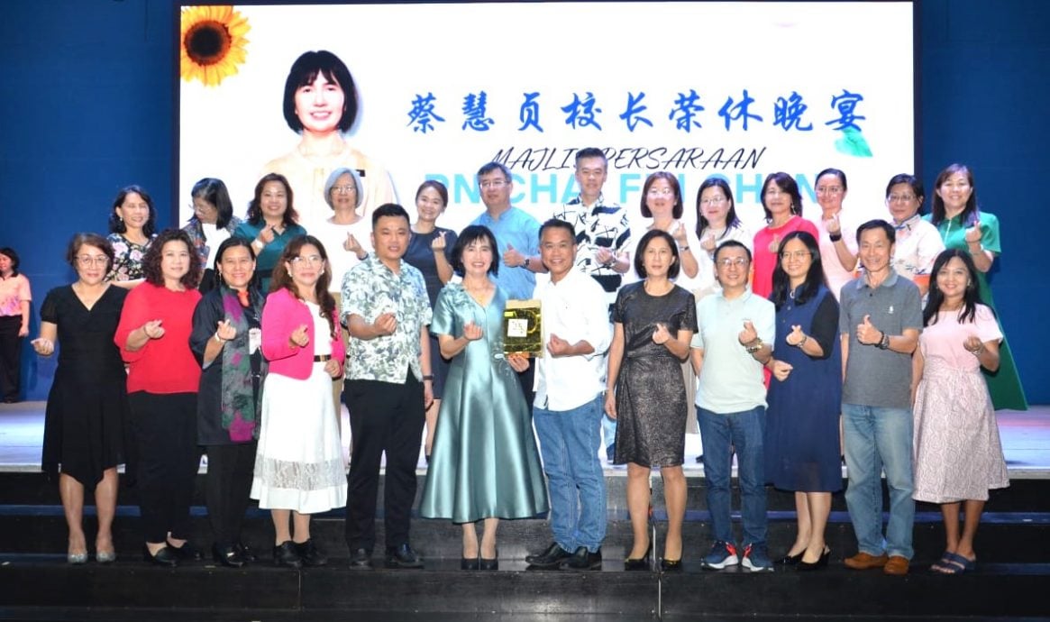 大都会/安新华小校长蔡慧贞荣休,董事部设宴感恩