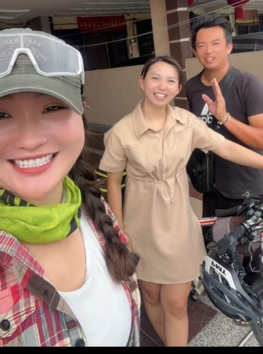 大都会/封面/中国女子独自旅行 穿拖鞋骑脚车环游世界/6图
