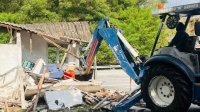 居民投诉 市会动手  神手拆废弃保安亭  