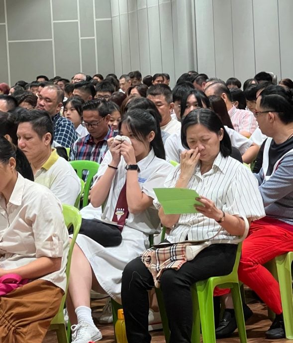 大都会/校园版版头/巴生兴华中学成年礼