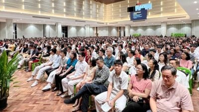巴生兴华成年礼    学生家长人数创新高