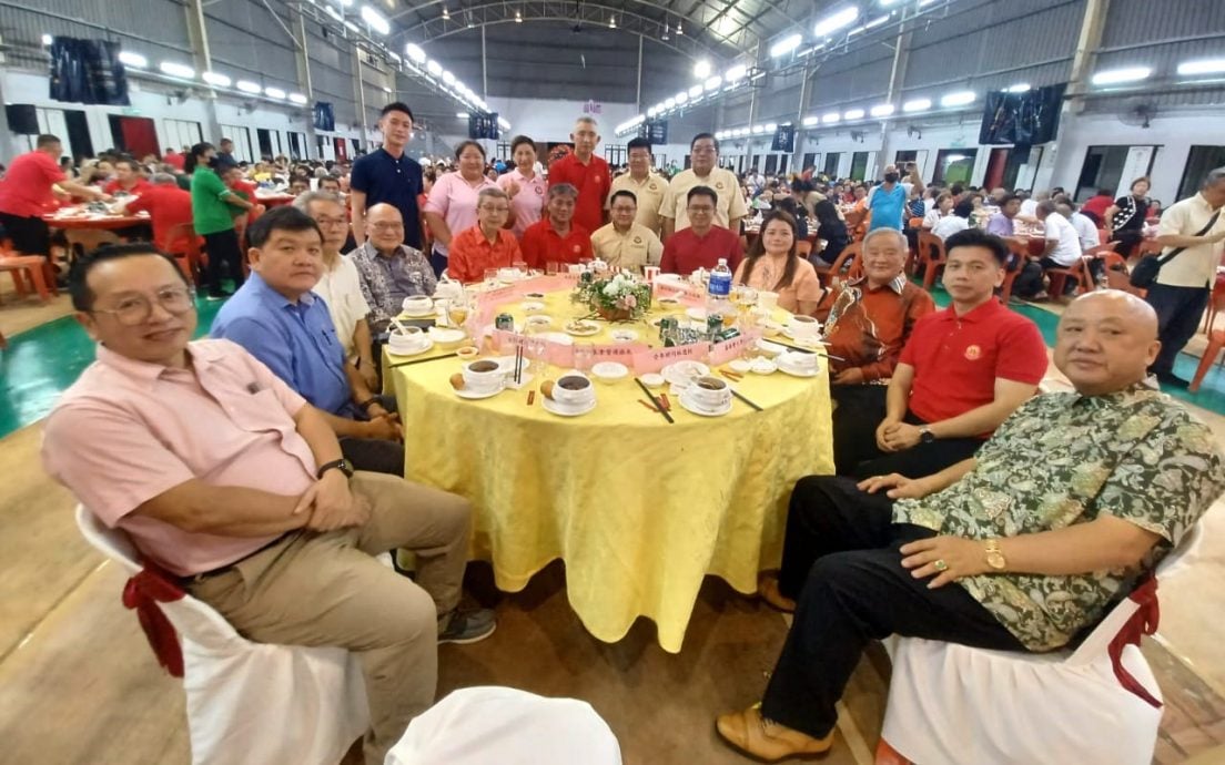 大都会/(主文)乌冷福建公会周年庆晚宴,李连袋:育华2校