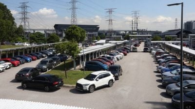 车用电池频失窃   LRT停车场外 小偷横行
