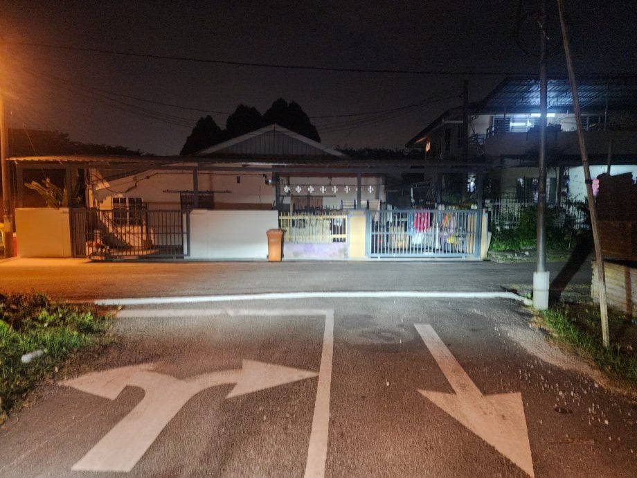大都会/ME02头/郑闻捷巡视沙登新村第二区沟渠提升