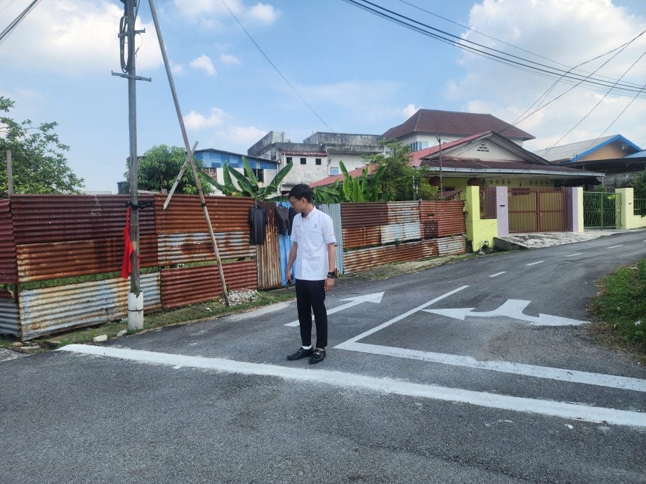 大都会/ME02头/郑闻捷巡视沙登新村第二区沟渠提升